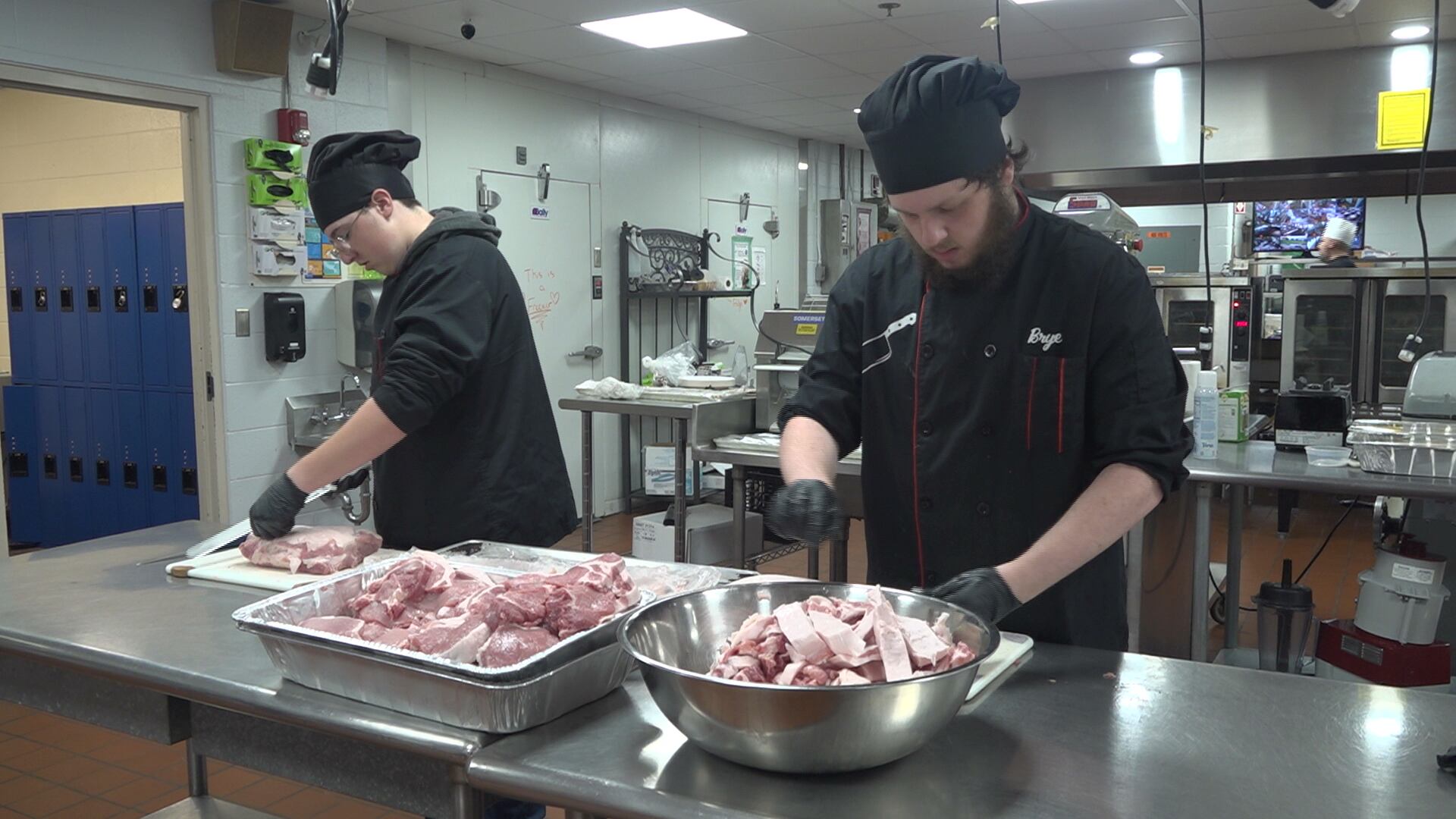 From classroom to community: UTC students prep protein for cancer nonprofit - Vimarsana News